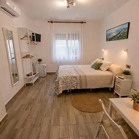 Quarto em Acomodações Particulares Habitación Independiente Cerca Del Mar Málaga